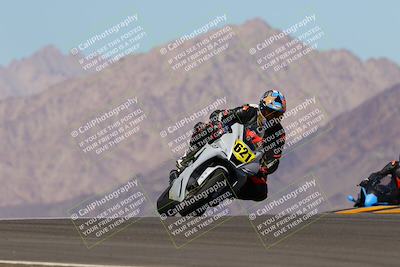 media/Oct-09-2022-SoCal Trackdays (Sun) [[95640aeeb6]]/Turn 9 (1pm)/